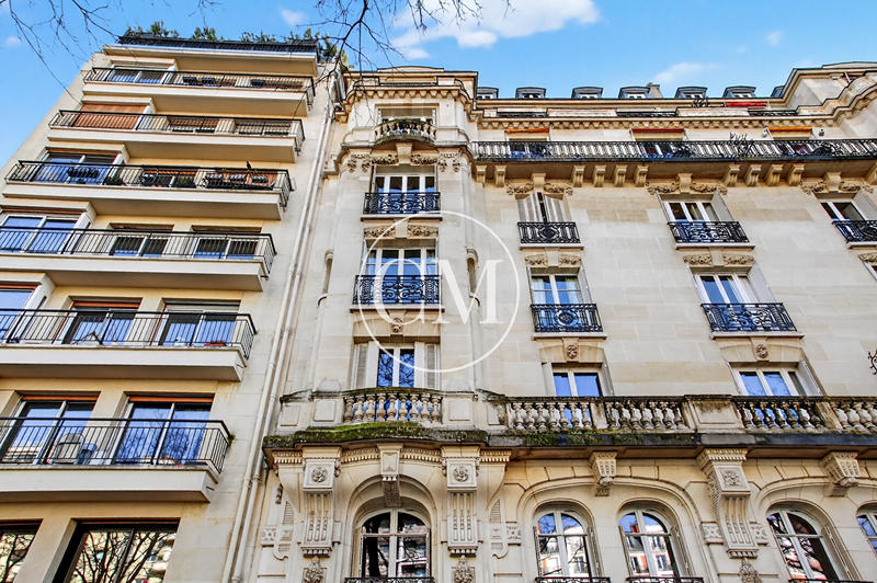 Bureau - 82 m² - 5 pièces