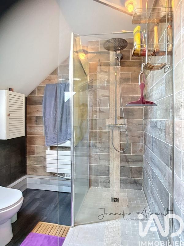 Maison - 163 m² - 7 pièces