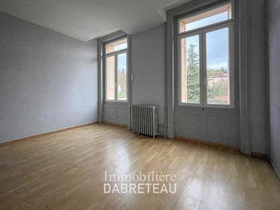 Appartement - 131 m² - 4 pièces