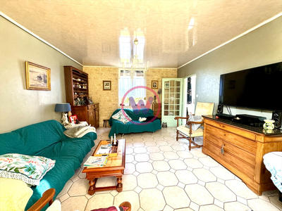 Maison - 170 m² - 5 pièces