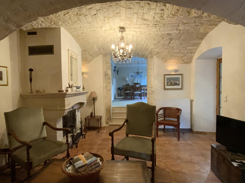 Maison - 250 m² - 7 pièces