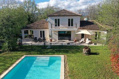 Villa - 193 m² - 5 pièces