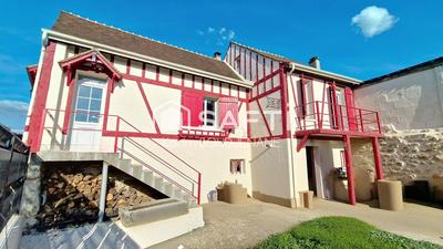 Maison - 95 m² - 4 pièces