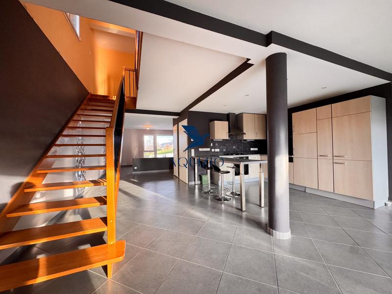 Appartement - 155 m² - 6 pièces