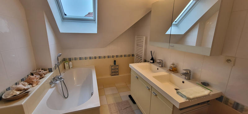 Villa - 162 m² - 6 pièces