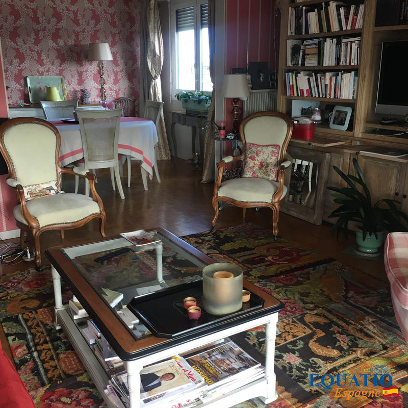 Appartement - 110 m² - 6 pièces