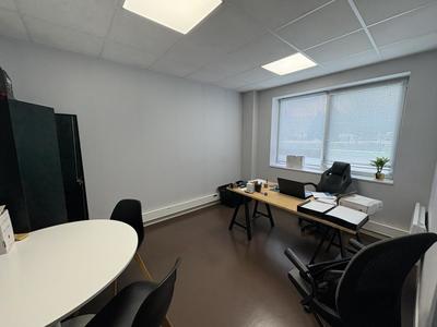 Local commercial - 750 m²