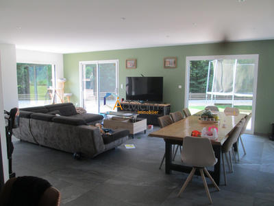 Maison - 172 m² - 8 pièces