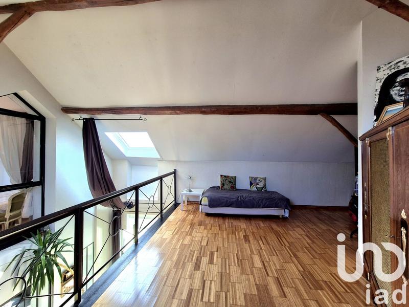 Maison - 265 m² - 10 pièces