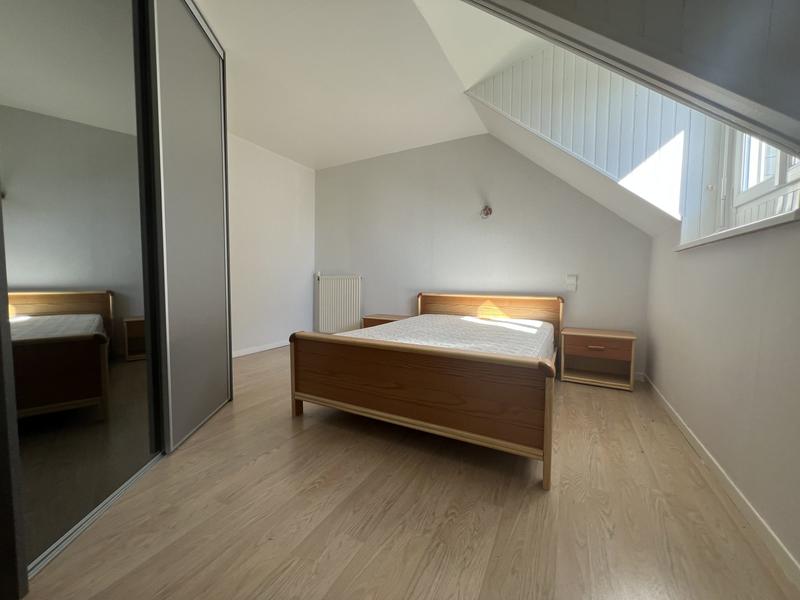 Maison - 162 m² - 9 pièces