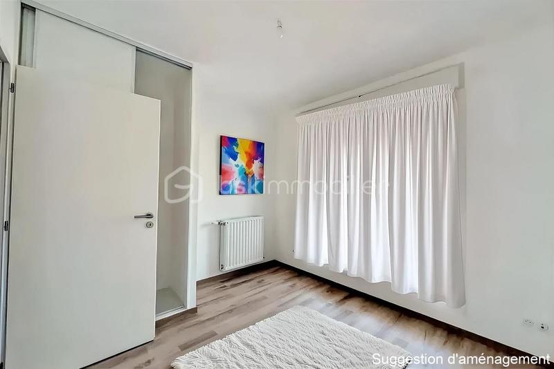 Appartement - 92 m² - 4 pièces