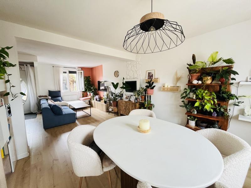 Maison - 100 m² - 5 pièces