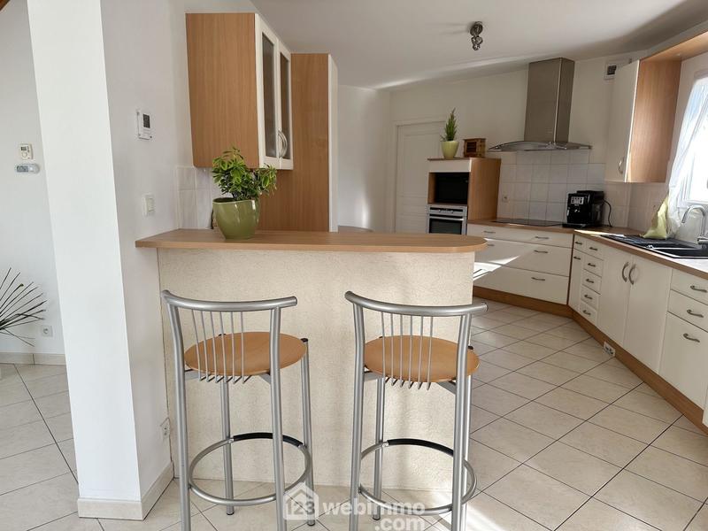 Maison - 193 m² - 6 pièces