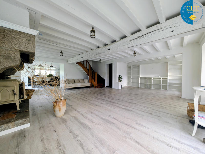 Maison - 140 m² - 5 pièces