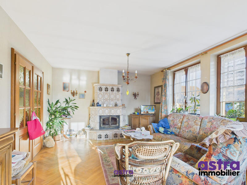 Maison - 143 m² - 7 pièces