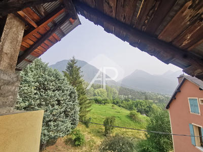 Maison ancienne - 185 m² - 5 pièces