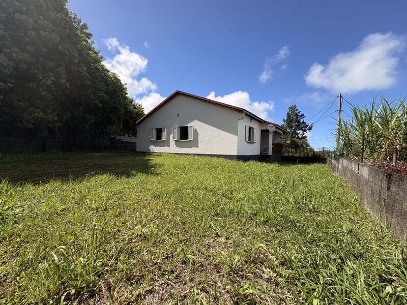 Maison - 96 m² - 6 pièces