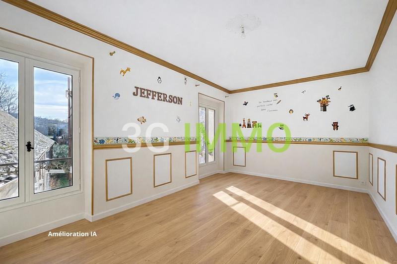 Moulin - 720 m² - 11 pièces