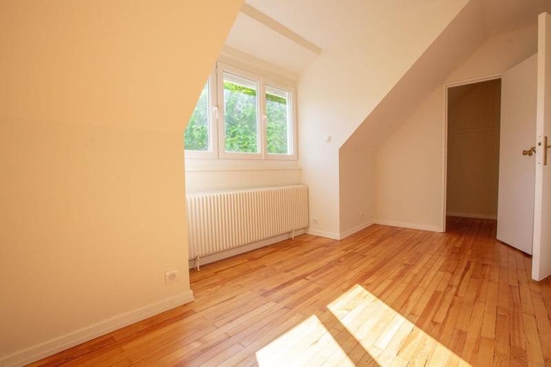 Maison - 141 m² - 6 pièces