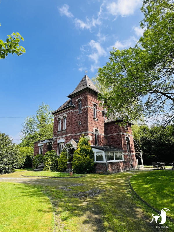 Maison traditionnelle - 182 m² - 6 pièces