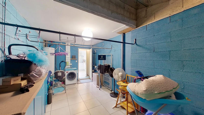 Maison traditionnelle - 95 m² - 4 pièces