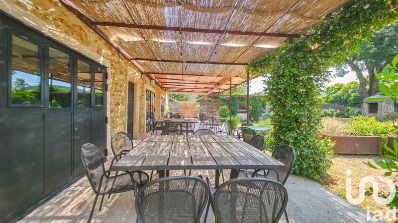 Maison - 265 m² - 5 pièces