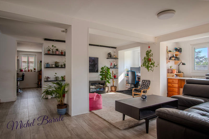 Maison - 200 m² - 7 pièces