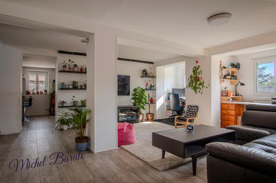 Maison - 200 m² - 7 pièces