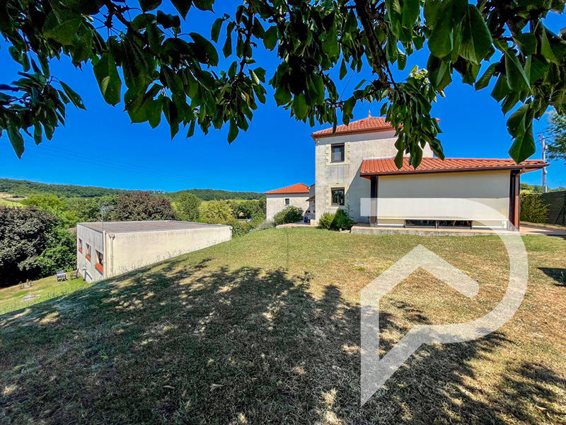 Maison - 162 m² - 7 pièces