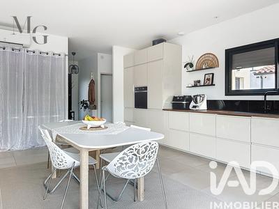 Maison - 108 m² - 4 pièces