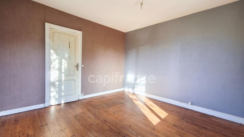 Maison - 99 m² - 4 pièces