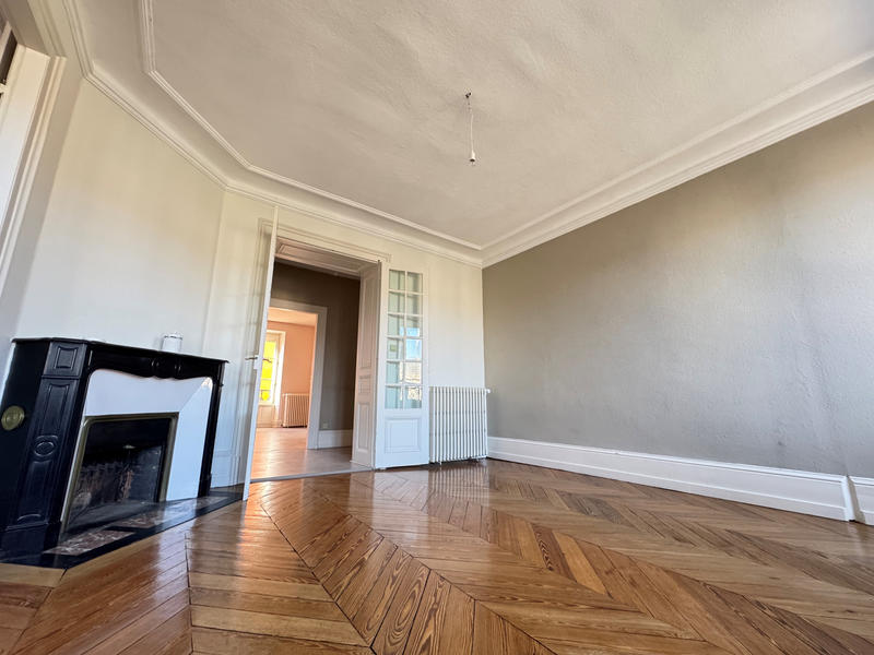 Appartement - 116 m² - 5 pièces