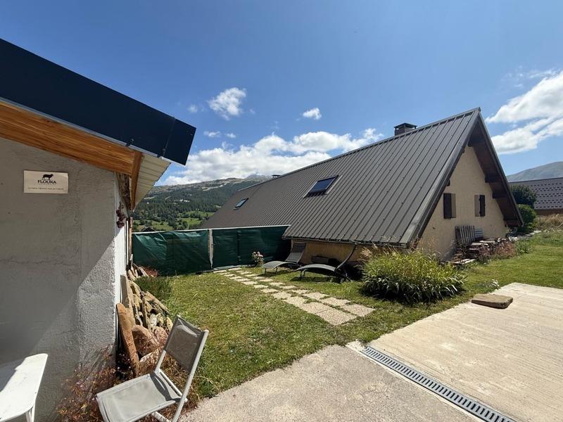 Appartement - 104 m² - 2 pièces