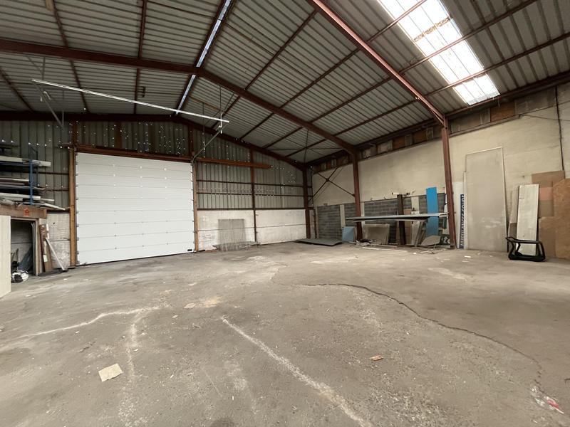 Entrepôt - 400 m²