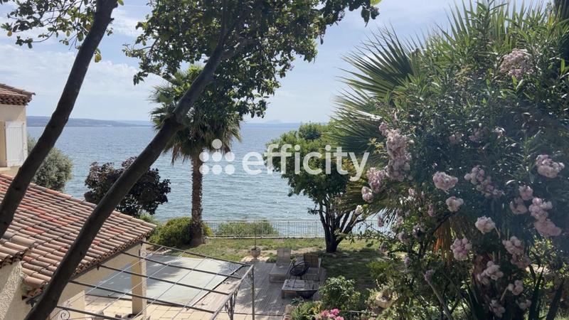 Maison - 160 m² - 4 pièces