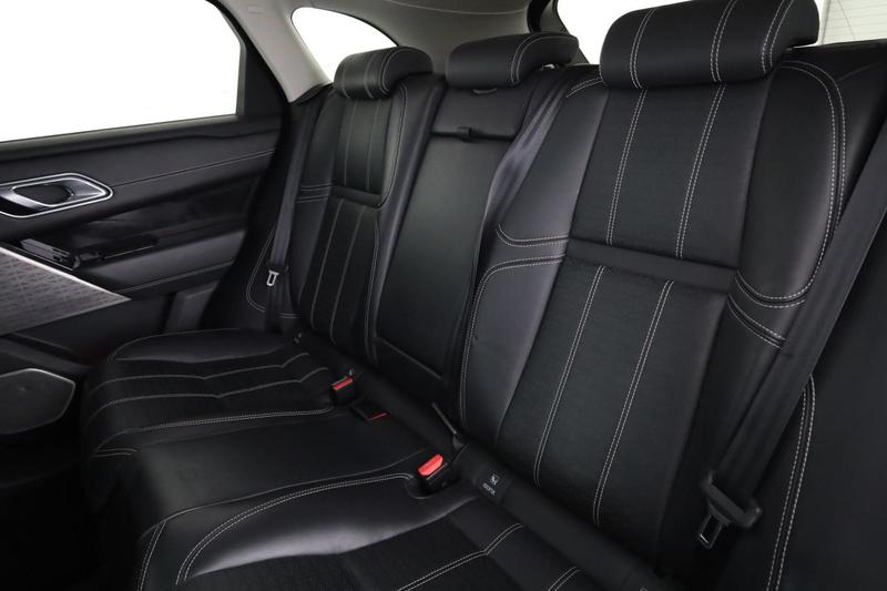 Land Rover Range Rover Velar 2.0 D240 4wd se Auto 240 ch