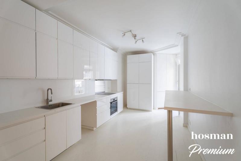 Appartement - 152 m² - 5 pièces