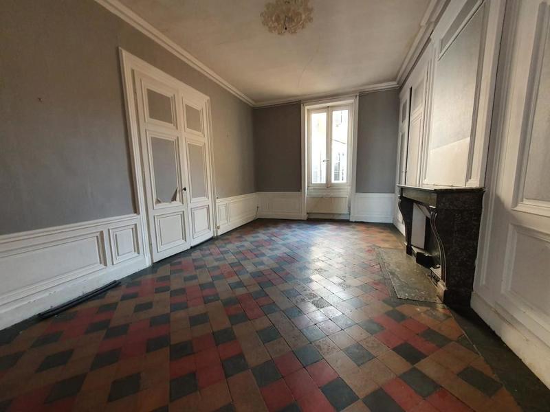 Appartement - 93 m² - 3 pièces