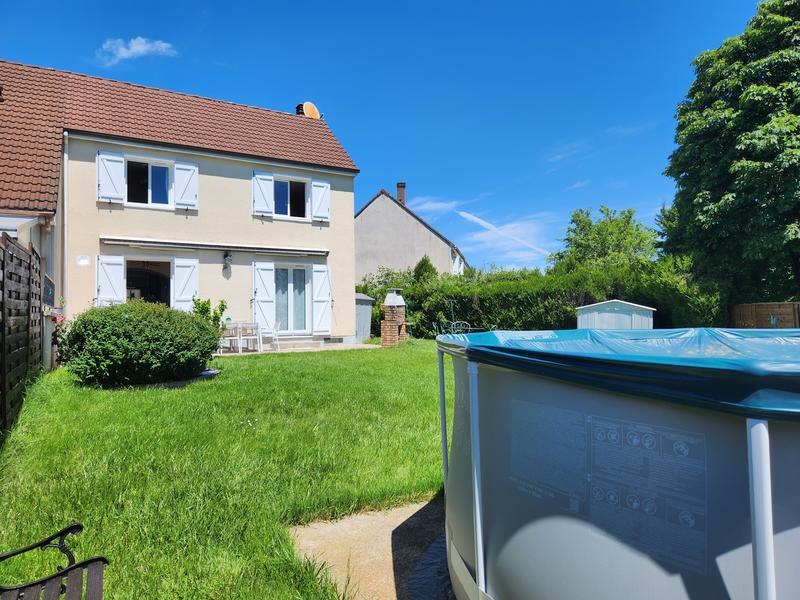 Maison - 102 m² - 5 pièces