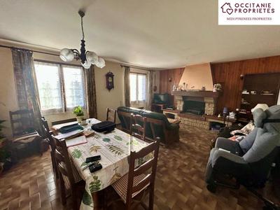 Villa - 171 m² - 10 pièces