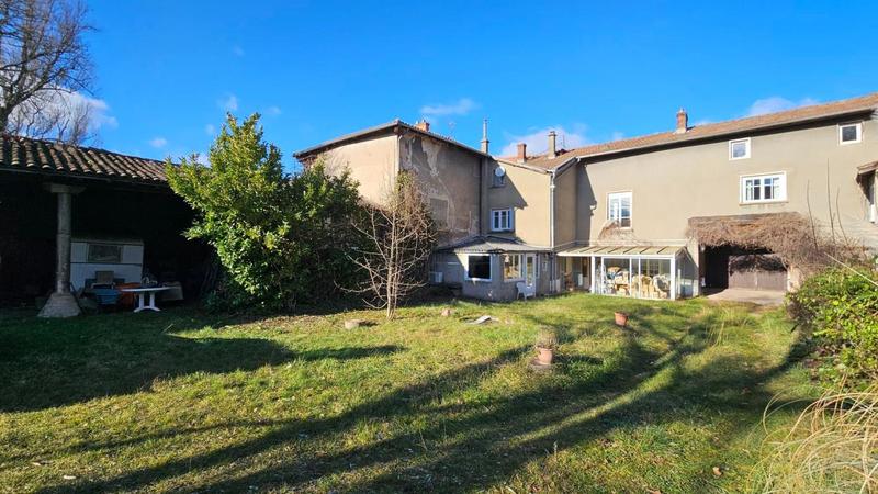 Maison - 450 m² - 7 pièces