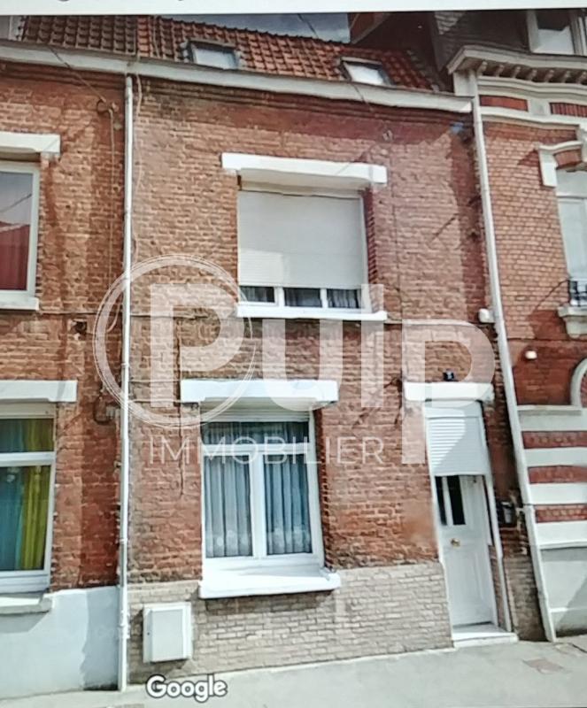 Maison - 90 m² - 3 pièces