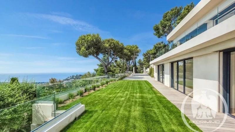 Villa - 238 m² - 5 pièces