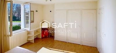 Maison - 260 m² - 7 pièces