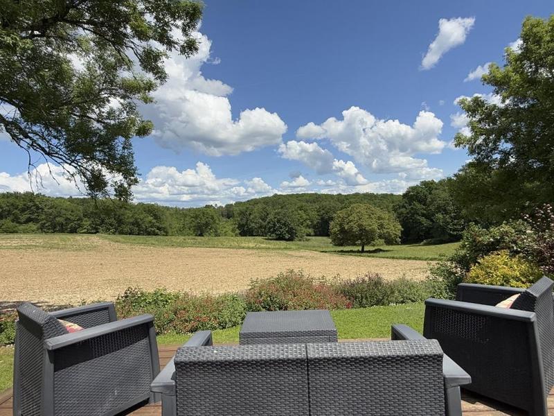 Maison - 360 m² - 8 pièces