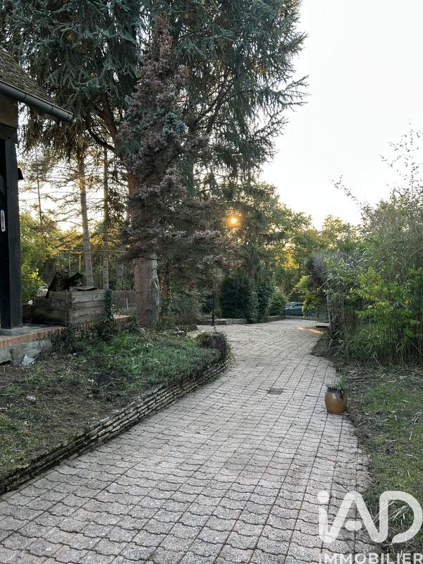 Maison - 137 m² - 5 pièces