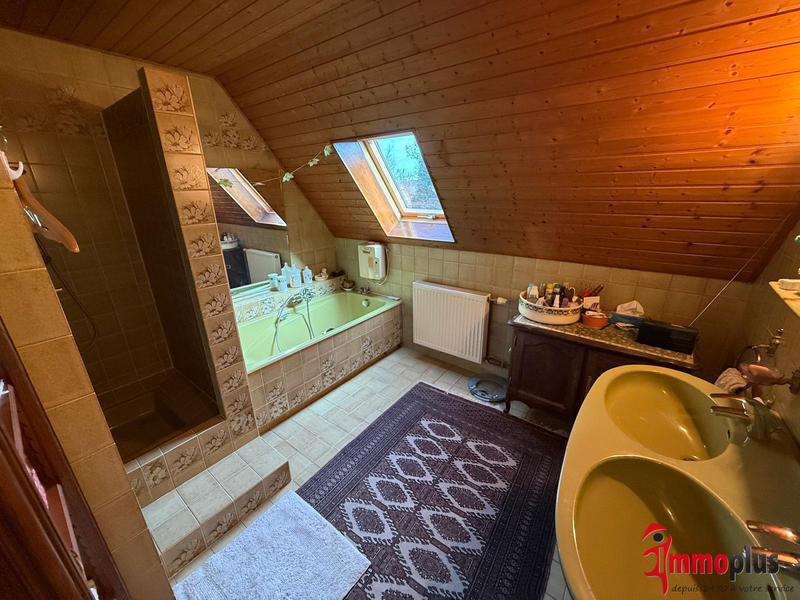 Maison - 110 m² - 5 pièces