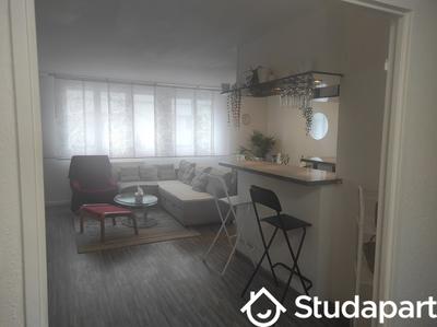 Chambre - 14 m² - 1 pièce