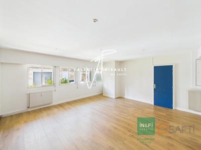 Appartement - 81 m² - 3 pièces