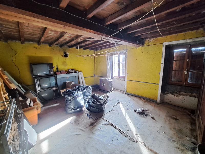 Maison - 93 m² - 4 pièces